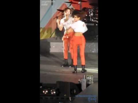 [Fancam] 100821 Yoona SNSD - Dance Break@SM TOWN 2010 Seoul