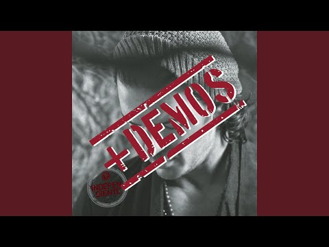 Video thumbnail for Te Quiero (Versión Demo)