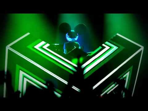 Deadmau5 vs Morgan Page - Fighting For Psynapse (David Austin Mix)