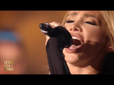 AntoNetta singing a classical version of Caruso