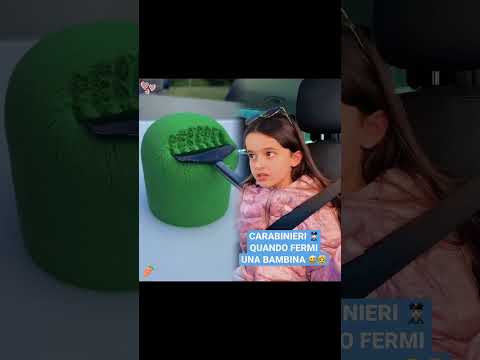 CARABINIERI 👮🏻‍♀️ Quando Fermi UNA BAMBINA 😨 - iPantellas