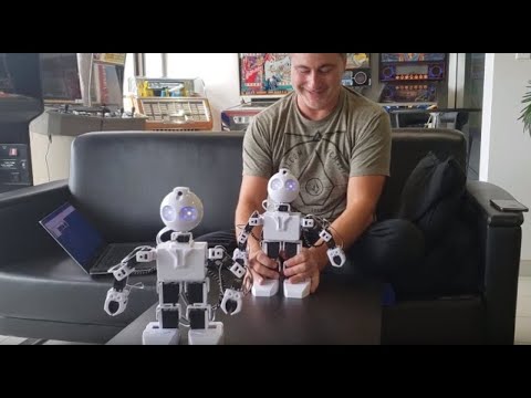 Robot As Puppet To Control Another Robot By Reading Servo Positions