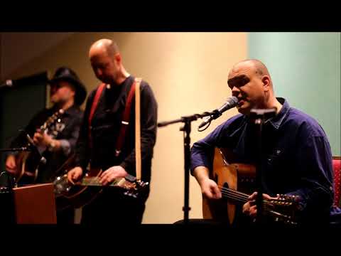 Hejna včel /FRANTIŠEK A VOJTA NEDVĚDOVCI S KAPELOU  / Kanianka 24.3.2018/