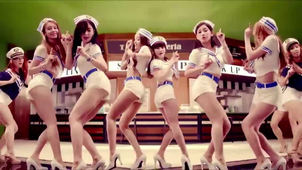 New World Sound & Timmy Trumpet - The Buzz (KMV)