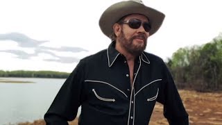 Hank Williams Jr. &amp; Merle Haggard &quot;I Think I&#39;ll Just Stay Here And Drink&quot;