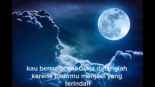 Download lagu Malam Tolong Sampaikan pada dia Aku rindu - Wizz Baker (lirik) mp3 Download lagu Malam Tolong Sampaikan pada dia Aku rindu - Wizz Baker (lirik) mp3