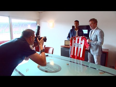 Lonwijk zet krabbel onder eerste contract