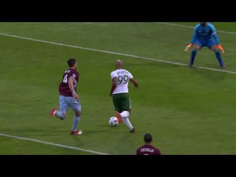 Armenteros Scores Bergkamp-esque Golazo