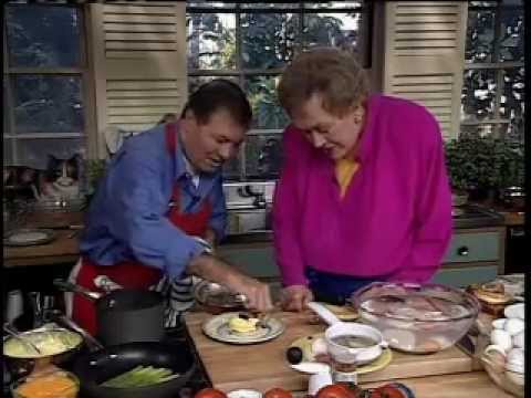 download lagu mp3 mp4 Julia Child Hollandaise Sauce, download lagu Julia Child Hollandaise Sauce gratis, unduh video klip Julia Child Hollandaise Sauce