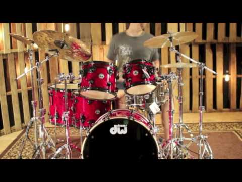 DW Collector's Series Twisted Red Lava with Black Nickel HW