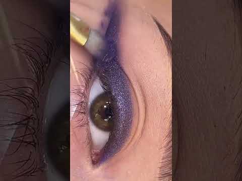 The best color for hazel eyes #romania #makeup #makeupartist #Eyeliner #shorts