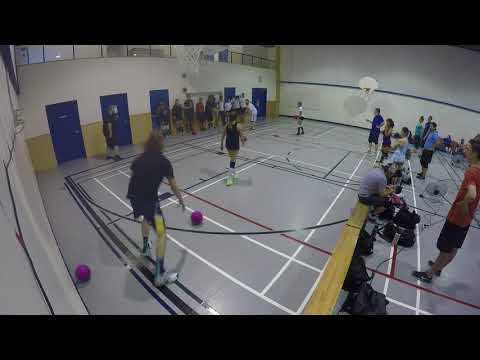 Tomb Rea ders VS The Last Sam urai