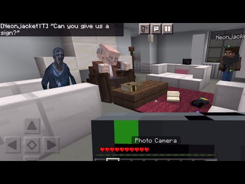 Hunting Ghosts in Minecraft Pocket Edition Phasmophobia with Neon Jacket (VERY SCARY)