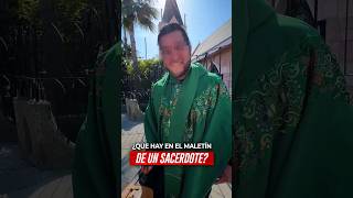 ¿Que trae un sacerdote en su maletín?