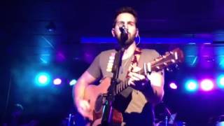 Josh Kelley-Gone Like That (Live)