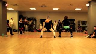 Laure Courtellemont RAGGA JAM DANCEHALL - T.O.K bubble up Dance video