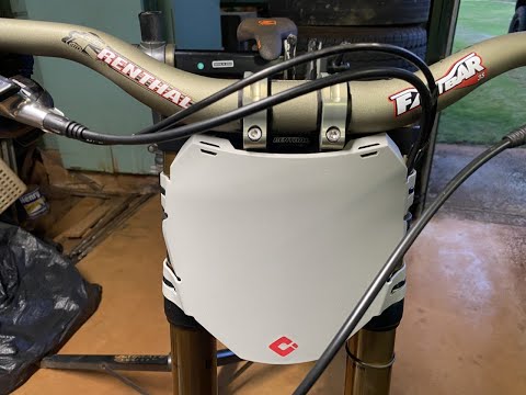 ODI Aaron Gwin Signature DH Number Plate - Fox 40