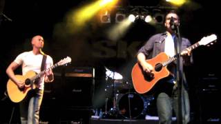 Matti Alfonzetti & Myke Gray - Jagged Edge - Out In the Cold, Live Acoustic