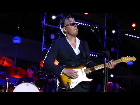 Joe Bonamassa - Hummingbird - 2017 Keeping The Blues Alive Cruise