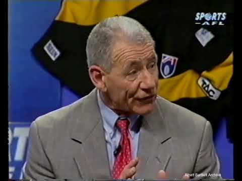 1997: Tom Hafey discussing Greg Williams incident with the Umpire.  AFL Football Richmond Carlton