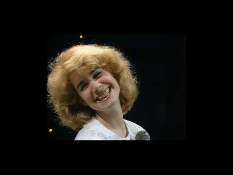 Neil & Dara Sedaka "Laughter In The Rain" Live in Birmingham, 1991