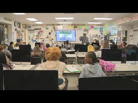 Roundman sculpture in place at Buffalo's Outer Harbor | wgrz.com