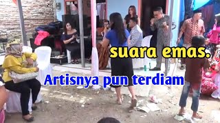 Download lagu penyumbang lagu,tampilan sederhana bikin artisnya terdiam mp3