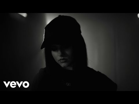 Video thumbnail for Drunk in the Bathtub