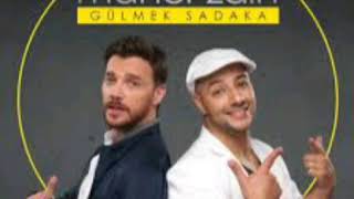 Download lagu Maher Zain ft Sınan akçıl ; gülmek sadaka mp3