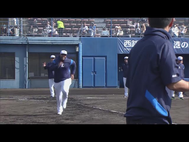 【春季キャンプ】NPB最重量!! ライオンズ新外国人・アギラーが迫力のベースランニング!! 2024年2月6日 埼玉西武ライオンズ