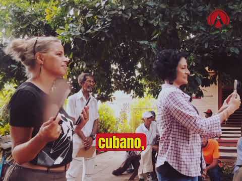  Celebran en Casa de Abuelos de San Cristóbal ,Peña ," Bolero y Algo más. 