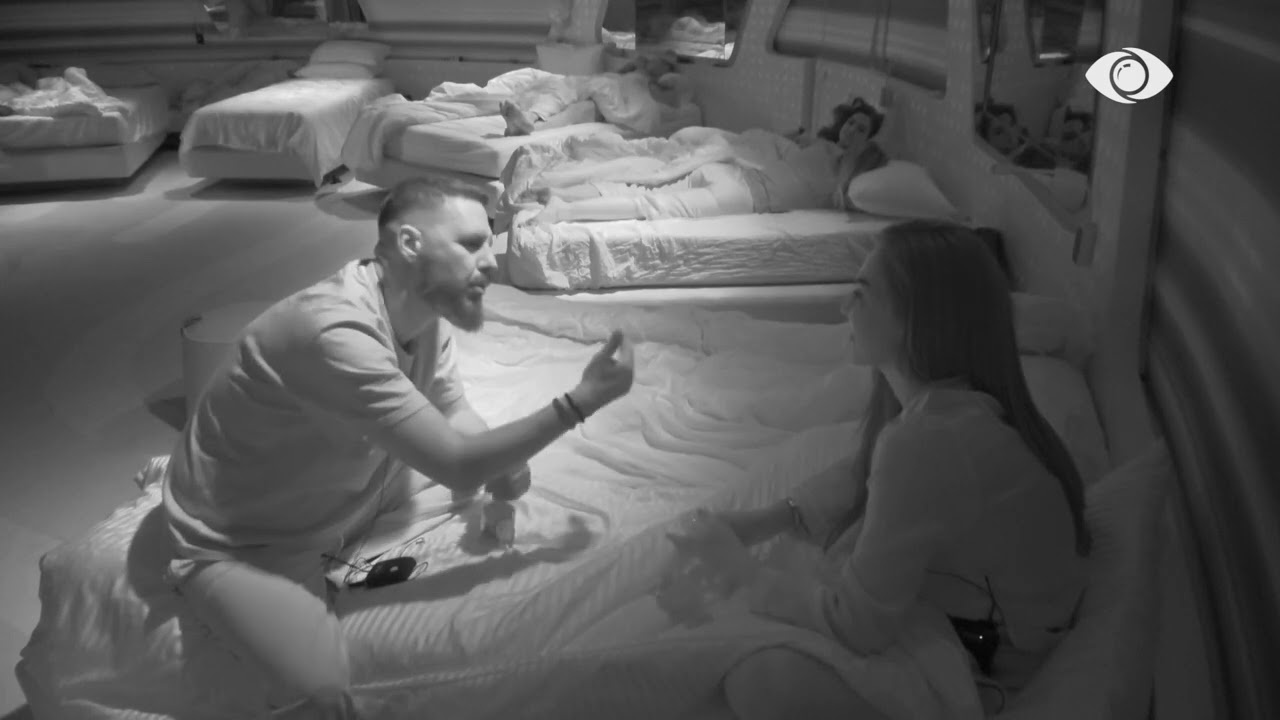 “Nuk është mirë t’ia prishësh imazhin asaj vajzës jashtë”/ Miri dhe Edisa bisedojnë për Selin