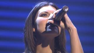 Laura Pausini Escucha Atento(Live París 2005)