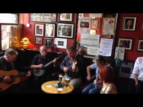 Traditional session at the Cobblestone, Smithfield, Dublin, Ireland