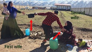 Download lagu Personal experiences: The impact of taking food from a second spouse on family life mp3