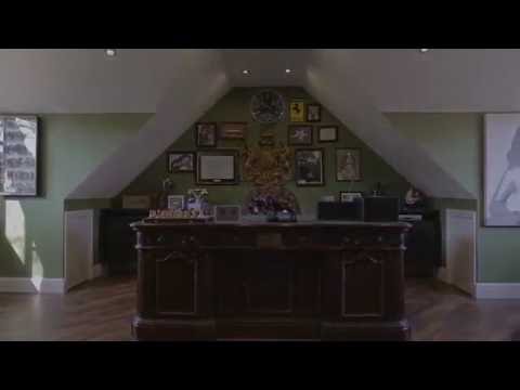 Luxury Bungalow conversion with wine room and man Cave