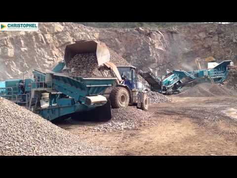 Powerscreen-Produktionslinie & Telestack TC 421 im Steinbruch-Einsatz