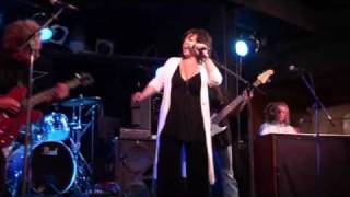Suzanne Gitzi = Russell Marsland Band - Rockin for Justin Benefit - The Yale 2009
