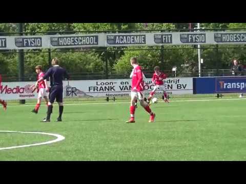 Tweede helft JSV Nieuwegein JO13-1 -DOVO JO13-1