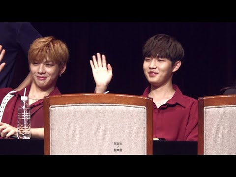 180610 워너원 팬사인회 김재환 강다니엘 똑같아요