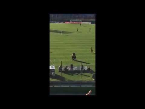 "Hinchada de Peñarol vs River Plate" Barra: Barra Amsterdam &bull; Club: Peñarol