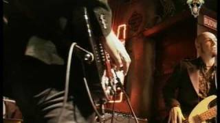 Black Top - In Front Of The Judge video