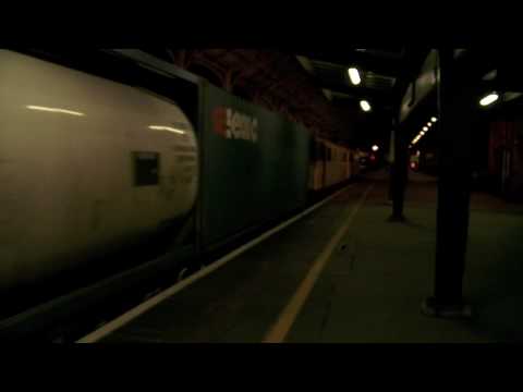 Freightliner 86612 and 86622 pass through Preston on 19-08-2009