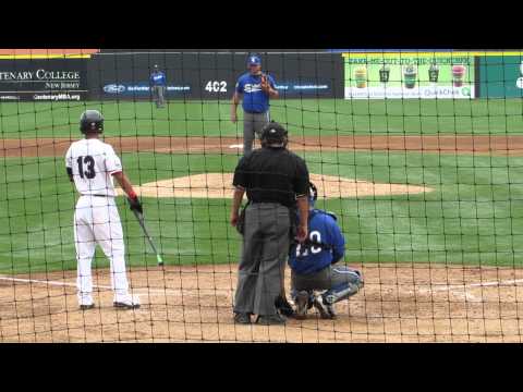 8/11/2015: Matt Wright vs. Robert Andino, AB #2 (BB)