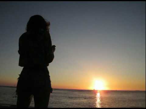 download lagu mp3 mp4 Chris Isaak I Wonder, download lagu Chris Isaak I Wonder gratis, unduh video klip Chris Isaak I Wonder
