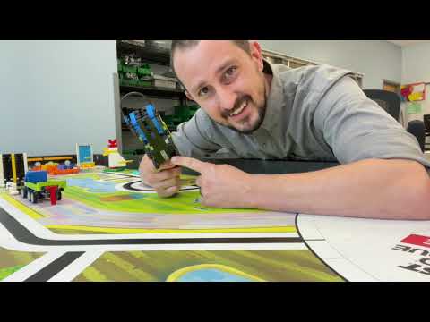 Platooning Trucks - FLL Cargo Connect 2021 - FIRST LEGO League Robot Game Inspiration