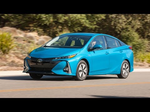 2017 Toyota Prius Prime First Drive Review