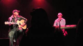 Javier Colon W/ Matt Cusson- Happy Sinner Live in Seattle