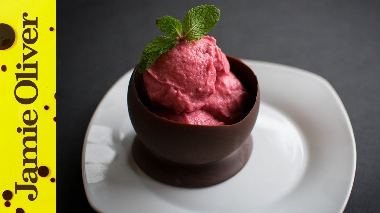 Raspberry and banana sorbet: Amber Kelley