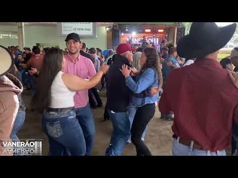 Seleção de vaneiras em Reserva PR - Grupo Vanerão